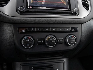 Внедорожник Volkswagen Tiguan 2016 года, 1699000 рублей, Краснодар