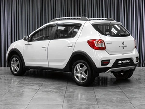 Хетчбэк Renault Sandero Stepway 2019 года, 1069000 рублей, Тюмень