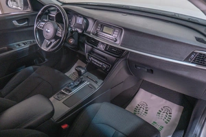 Седан Kia Optima 2018 года, 1499000 рублей, Томск