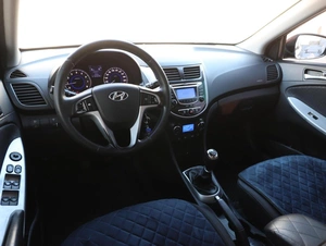 Хетчбэк Hyundai Solaris 2012 года, 699000 рублей, Ижевск