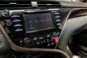 Седан Toyota Camry 2020 года, 2997000 рублей, Красноярск