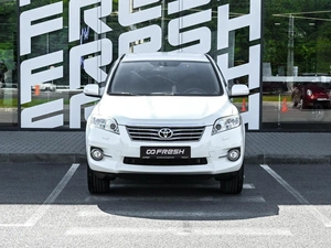 Внедорожник Toyota RAV4 2012 года, 1599000 рублей, Волгоград