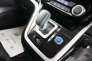 Минивэн Nissan Serena 2018 года, 1929000 рублей, Красноярск