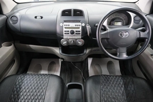 Хетчбэк Toyota Passo 2004 года, 359000 рублей, Омск