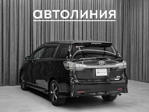 Минивэн Toyota Wish 2012 года, 1340000 рублей, Красноярск