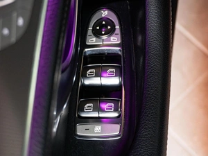 Седан Mercedes-benz E-класс 2019 года, 2938777 рублей, Санкт-Петербург