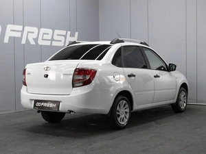 Седан ВАЗ (LADA) Granta 2018 года, 550000 рублей, Омск