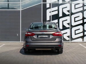 Седан Ford Focus 2013 года, 998000 рублей, Краснодар