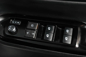 Минивэн Toyota Noah 2018 года, 2529000 рублей, Тюмень