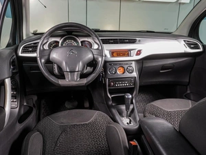 Хетчбэк Citroen C3 2010 года, 489000 рублей, Воронеж