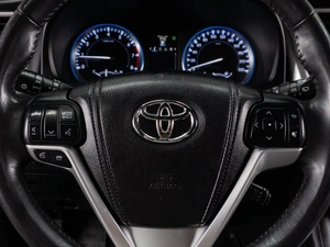 Внедорожник Toyota Highlander 2014 года, 2999000 рублей, Тюмень