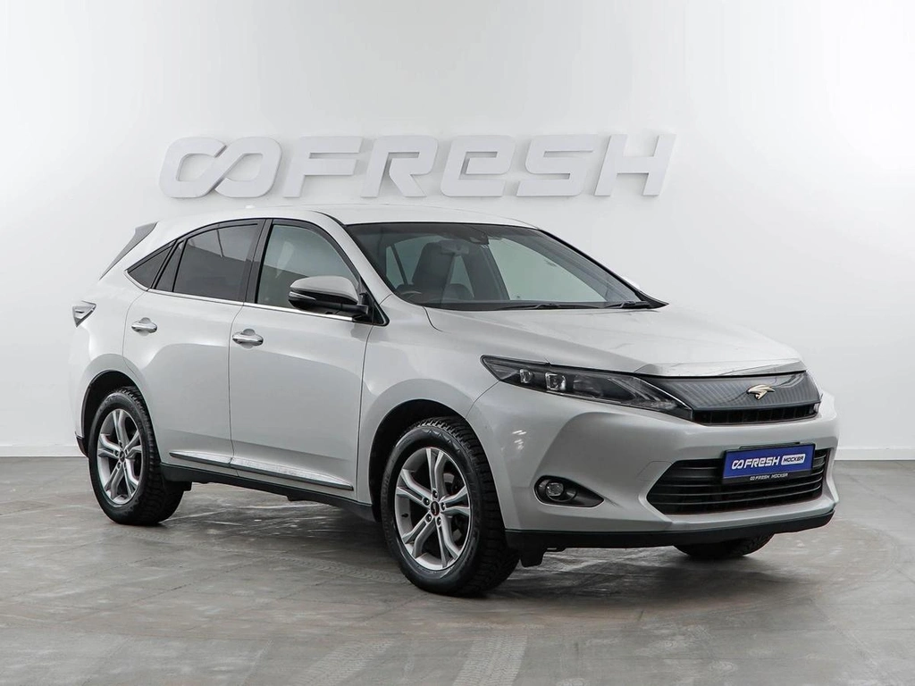 Внедорожник Toyota Harrier 2014 года, 1699000 рублей, Москва