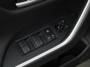 Внедорожник Toyota RAV4 2020 года, 2739444 рублей, Москва