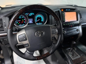 Внедорожник Toyota Land Cruiser 2009 года, 2899000 рублей, Красноярск