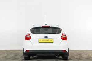 Хетчбэк Ford Focus 2012 года, 899000 рублей, Тюмень