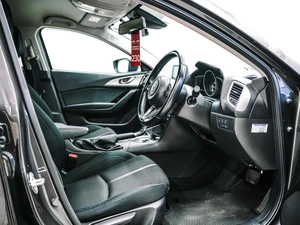 Хетчбэк Mazda Axela 2019 года, 1550000 рублей, Красноярск