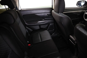 Внедорожник Mitsubishi Outlander 2015 года, 1699000 рублей, Пермь