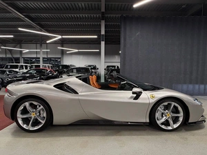 Купе Ferrari SF90 Stradale 2022 года, 42990000 рублей, Павловская Слобода