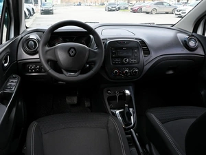 Внедорожник Renault Kaptur 2018 года, 949000 рублей, Волгоград
