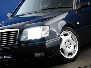 Седан Mercedes-benz E-класс 1993 года, 5350000 рублей, Москва