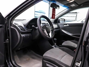 Седан Hyundai Solaris 2014 года, 940000 рублей, Красноярск