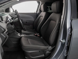 Седан Chevrolet Aveo 2014 года, 900000 рублей, Тюмень