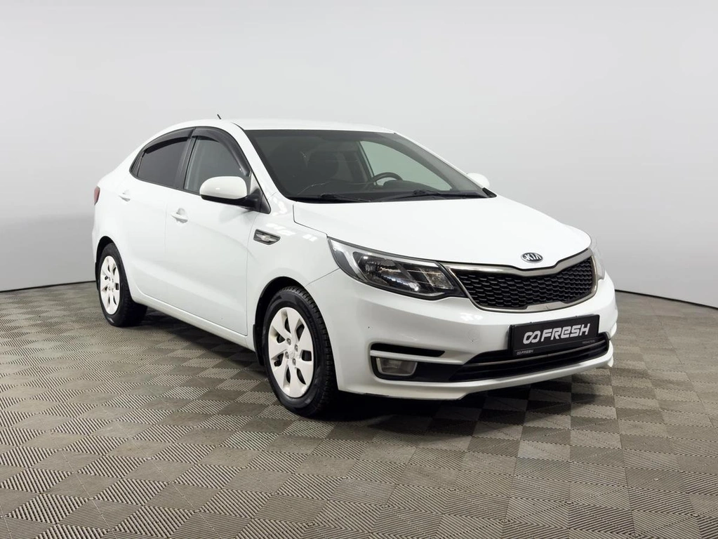 Седан Kia Rio 2016 года, 867100 рублей, Казань