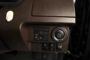 Минивэн Toyota Roomy 2021 года, 1189000 рублей, Челябинск