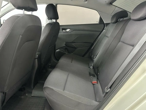 Седан Hyundai Solaris 2017 года, 1245000 рублей, Красноярск