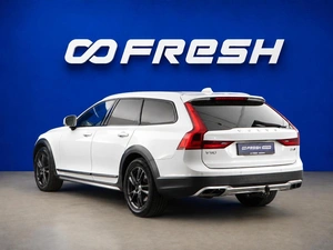 Универсал Volvo V90 Cross Country 2018 года, 2600999 рублей, Москва