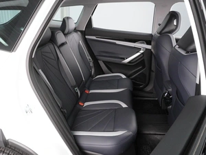 Внедорожник Geely Atlas 2025 года, 3970000 рублей, Красный Пахарь