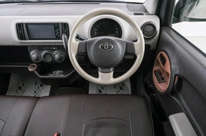 Хетчбэк Toyota Passo 2011 года, 669000 рублей, Красноярск