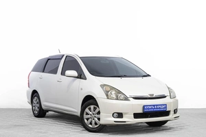Минивэн Toyota Wish 2004 года, 989000 рублей, Барнаул