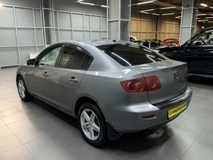 Седан Mazda Axela 2003 года, 397000 рублей, Красноярск