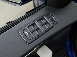 Внедорожник Jaguar F-Pace 2016 года, 2757077 рублей, Москва