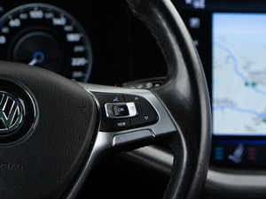 Внедорожник Volkswagen Touareg 2019 года, 5250050 рублей, Москва