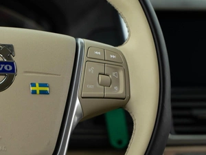 Внедорожник Volvo XC60 2015 года, 2545055 рублей, Москва