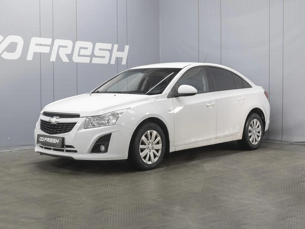Седан Chevrolet Cruze 2013 года, 590000 рублей, Омск