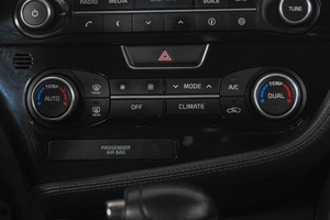 Седан Kia Optima 2015 года, 1639000 рублей, Кемерово