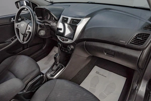 Седан Hyundai Solaris 2015 года, 919000 рублей, Челябинск