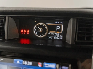 Минивэн Toyota Roomy 2020 года, 1240000 рублей, Красноярск