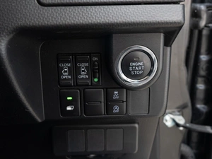 Минивэн Toyota Roomy 2016 года, 1240000 рублей, Краснодар