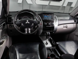 Внедорожник Mitsubishi Pajero Sport 2011 года, 1799000 рублей, Тюмень
