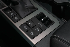Внедорожник Toyota Land Cruiser Prado 2025 года, 10799000 рублей, Петрозаводск
