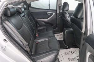 Седан Hyundai Avante 2011 года, 949000 рублей, Красноярск