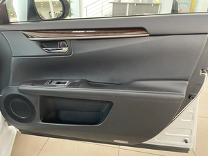 Седан Lexus ES 2014 года, 1997000 рублей, Солонцы