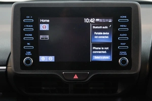 Хетчбэк Toyota Yaris 2021 года, 1289000 рублей, Омск
