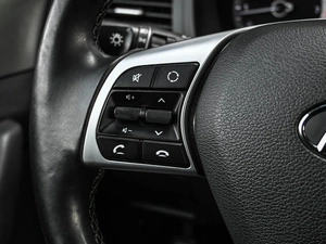 Седан Hyundai Sonata 2018 года, 1999000 рублей, Кирилловка