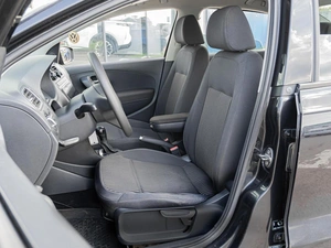 Седан Volkswagen Polo 2011 года, 670000 рублей, Краснодар