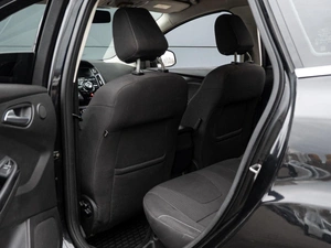 Хетчбэк Ford Focus 2013 года, 935000 рублей, Краснодар